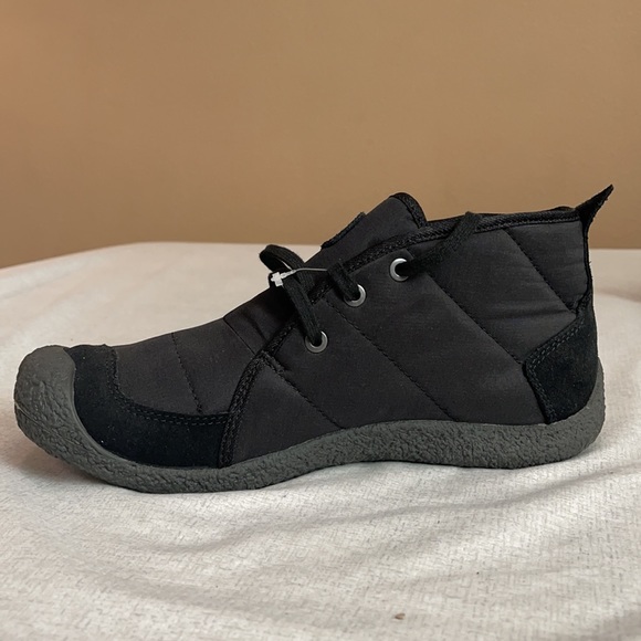Keen Howser Quilted Chukka slipper boots main image 2